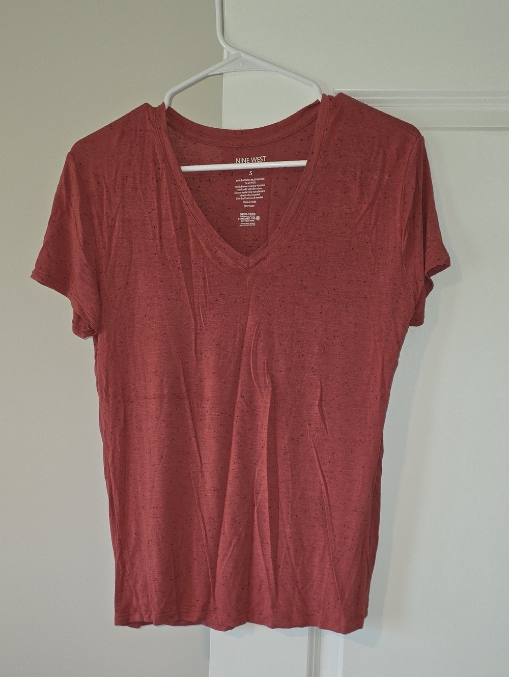 Nine West V-Neck Short Sleeve Tee in Dusty Rose